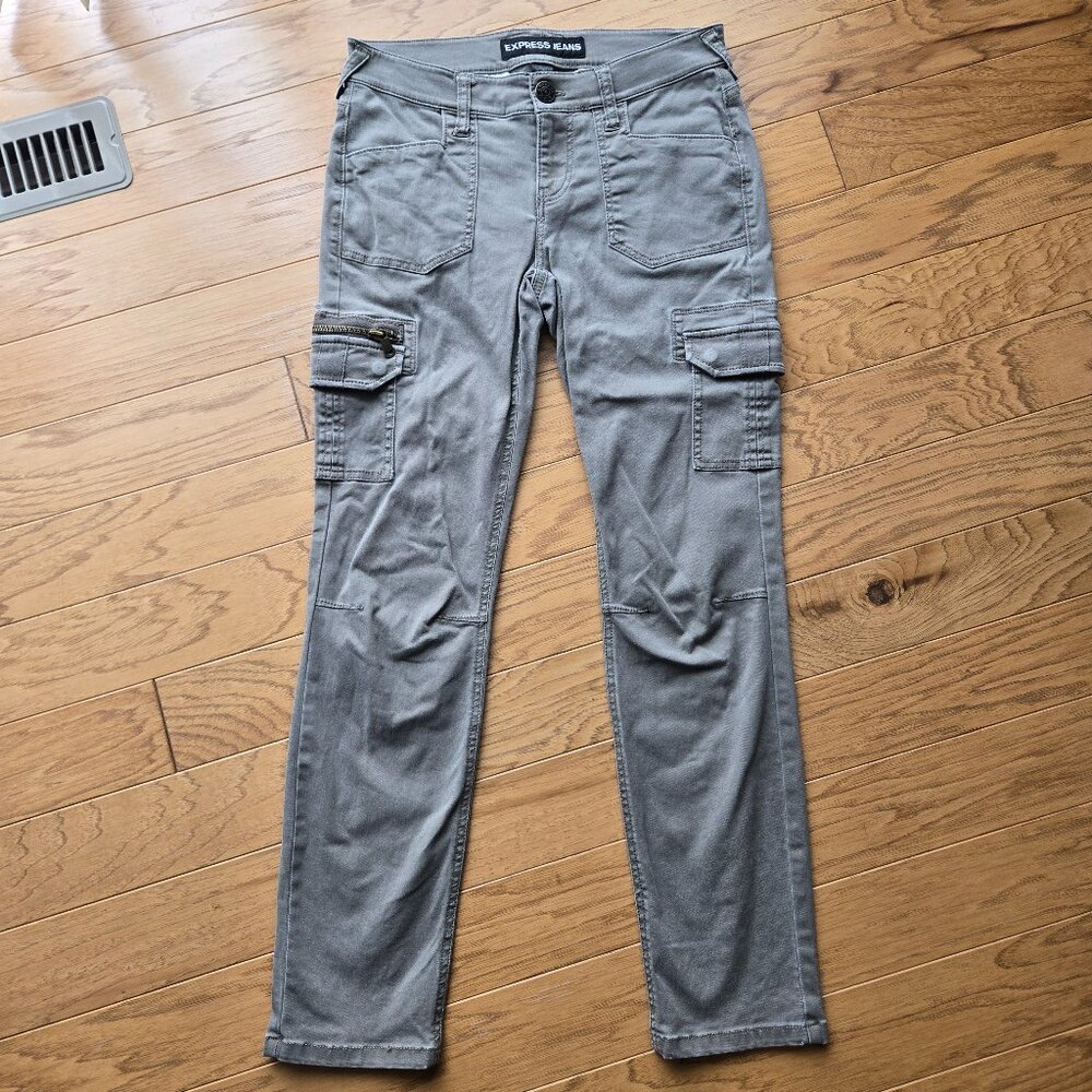 Express Cargo Jeans in Olive Green
